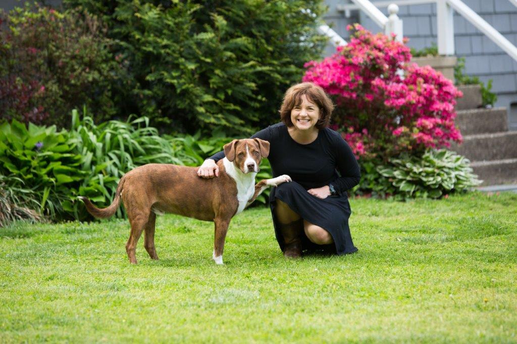 Beth Frackleton with dog